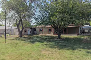 204 Regina Dr, Buda, TX 78610 - Photo 38