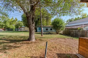 204 Regina Dr, Buda, TX 78610 - Photo 30