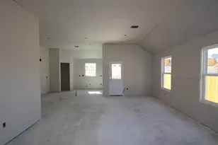 4525 Bridal Veil Dr, Austin, TX 78747 - Photo 4