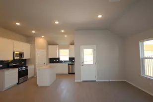 4525 Bridal Veil Dr, Austin, TX 78747 - Photo 8