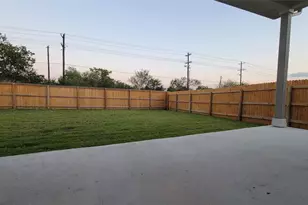 179 Sweetwater Dr, Kyle, TX 78640 - Photo 16