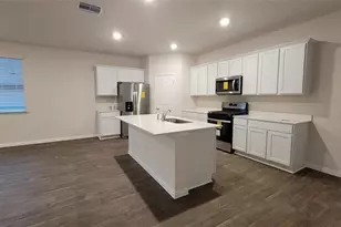 179 Sweetwater Dr, Kyle, TX 78640 - Photo 6