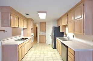 651 Purple Sage Dr, Seguin, TX 78155 - Photo 4
