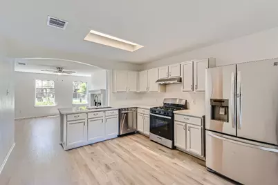 131 Hilldale Court, Kyle, TX 78640 - Photo 6