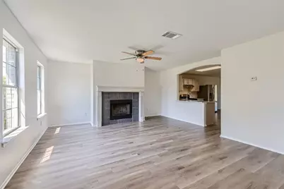 131 Hilldale Court, Kyle, TX 78640 - Photo 2