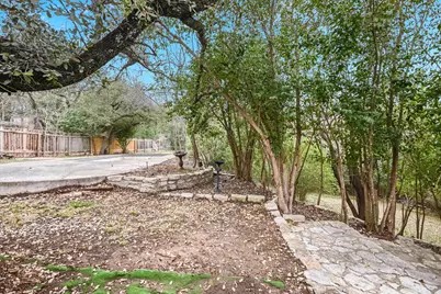 10709 Yucca Drive, Austin, TX 78759 - Photo 10