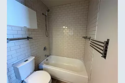2001 E 10th Street, Austin, TX 78702 - Photo 24