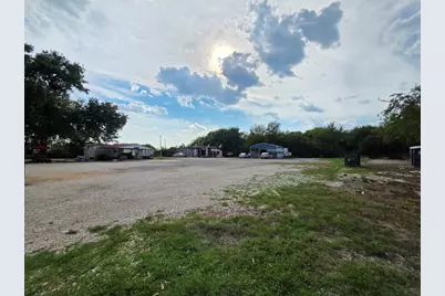 6712 US Highway 183 #Space 1, Austin, TX 78744 - Photo 2