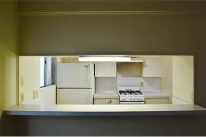 2610 Salado St Street #110, Austin, TX 78705 - Photo 8