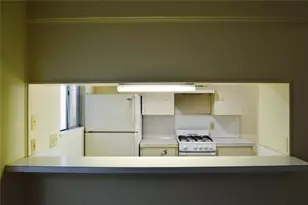 2610 Salado St St, Austin, TX 78705 - Photo 8