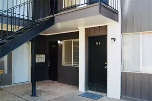 2610 Salado St St, Austin, TX 78705 - Photo 2