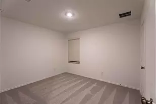 2320 Blizzard Dr, Lockhart, TX 78644 - Photo 16