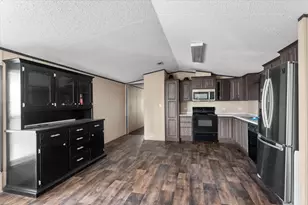 337 SW Front St, Bartlett, TX 76511 - Photo 8