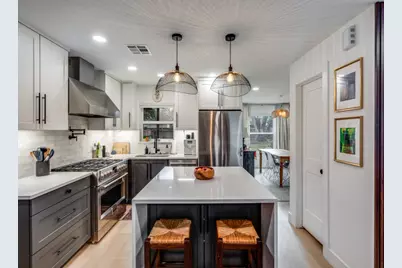 2209 Fair Oaks Drive, Austin, TX 78745 - Photo 10