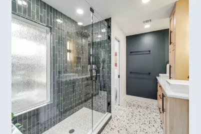 2209 Fair Oaks Drive, Austin, TX 78745 - Photo 18