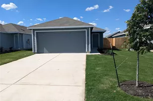 344 Marty Allen Loop, Jarrell, TX 76537 - Photo 2
