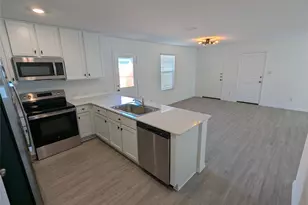 344 Marty Allen Loop, Jarrell, TX 76537 - Photo 8