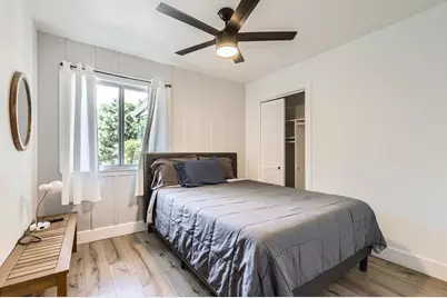 5236 Meadow Creek Drive, Austin, TX 78745 - Photo 8
