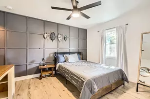 5236 Meadow Creek Dr, Austin, TX 78745 - Photo 6