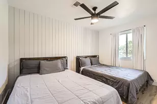 5236 Meadow Creek Dr, Austin, TX 78745 - Photo 10