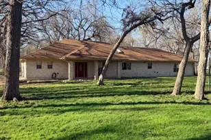 75 Co Rd 129, Taylor, TX 76574 - Photo 2