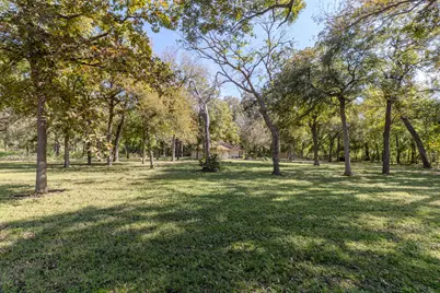 75 County Road 129, Taylor, TX 76574 - Photo 34