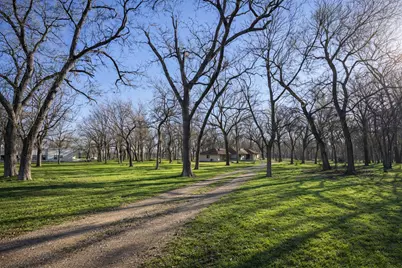 75 County Road 129, Taylor, TX 76574 - Photo 32