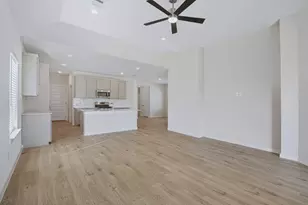 107 Melrose St, Hutto, TX 78634 - Photo 14