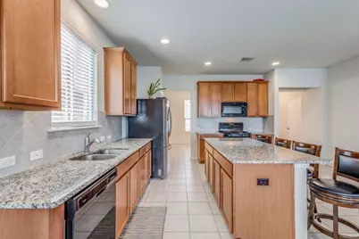 11905 Reindeer Drive, Austin, TX 78754 - Photo 4