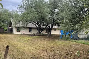 1901 Lone Oak Dr, Leander, TX 78641 - Photo 4