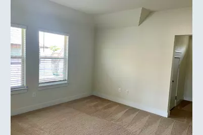 13501 Metric Boulevard #34, Austin, TX 78727 - Photo 10