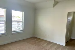 13501 Metric Blvd, Austin, TX 78727 - Photo 10