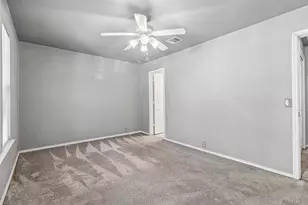 311A Utterback St, Kyle, TX 78640 - Photo 24