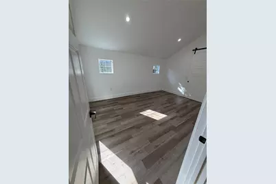 545 W Vaughan Street, Bertram, TX 78605 - Photo 10