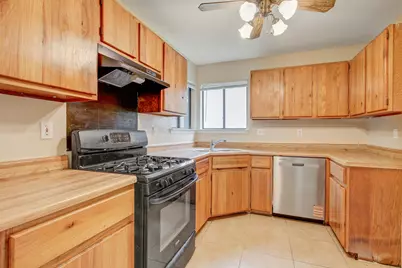 2203 Frontier Trail, Round Rock, TX 78681 - Photo 10