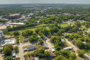 512 Valley St, San Marcos, TX 78666 - Photo 28