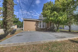 512 Valley St, San Marcos, TX 78666 - Photo 6