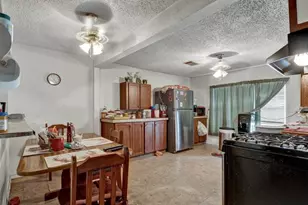 512 Valley St, San Marcos, TX 78666 - Photo 10