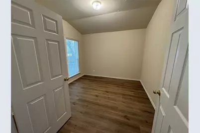 1124 Sundrop Place, Round Rock, TX 78665 - Photo 2