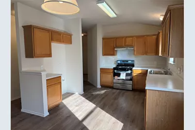 1124 Sundrop Place, Round Rock, TX 78665 - Photo 6