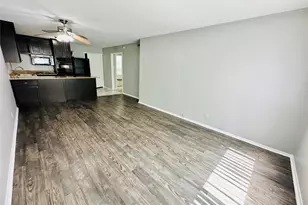601 W 11th St, Austin, TX 78701 - Photo 12