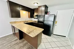 601 W 11th St, Austin, TX 78701 - Photo 2