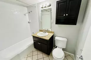 601 W 11th St, Austin, TX 78701 - Photo 14