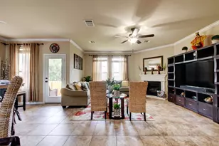 2004 Autumn Run Ln, Round Rock, TX 78665 - Photo 4