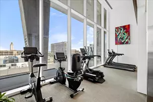 313 W 17th St, Austin, TX 78701 - Photo 24