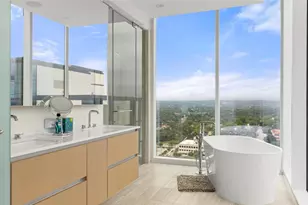 313 W 17th St, Austin, TX 78701 - Photo 16