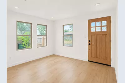 2404 Santa Rita Street, Austin, TX 78702 - Photo 4