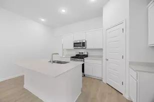 298 Bendecido Loop, Elgin, TX 78621 - Photo 8