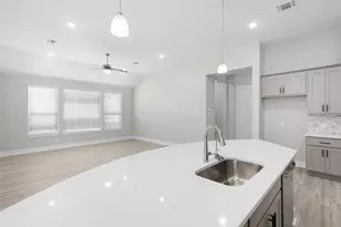 132 Sandrock Trl, Georgetown, TX 78633 - Photo 12