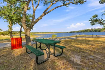 2111 American Drive, Lago Vista, TX 78645 - Photo 30